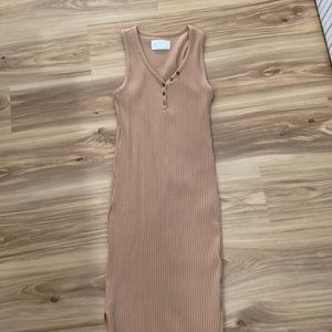 Ribbed midi dress